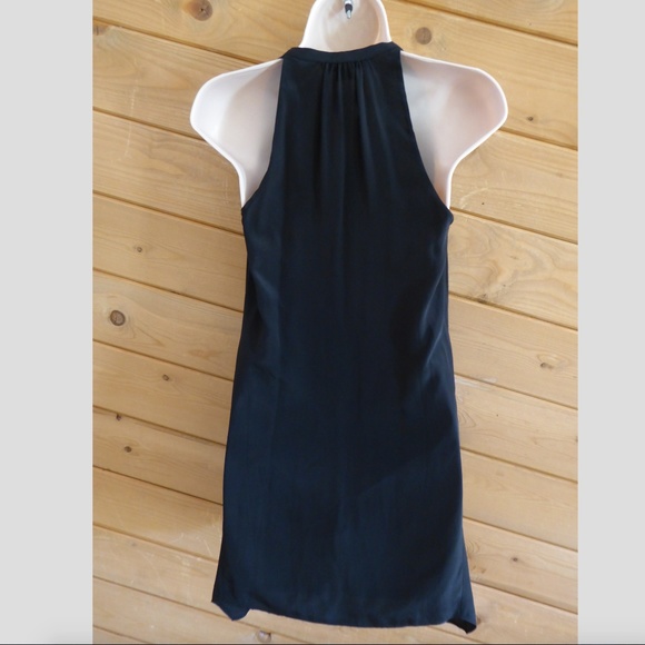 Vince. Black Ruffle V-neck Silk Blend Blouse Sleeveless Top XS - Picture 4 of 7